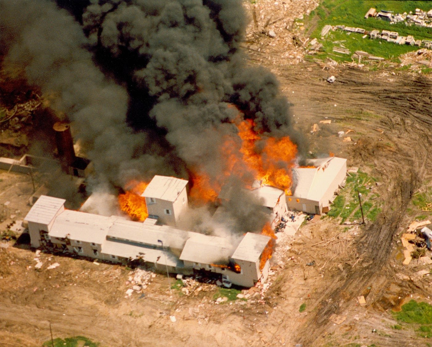 Burning Rainbow Farm memorial