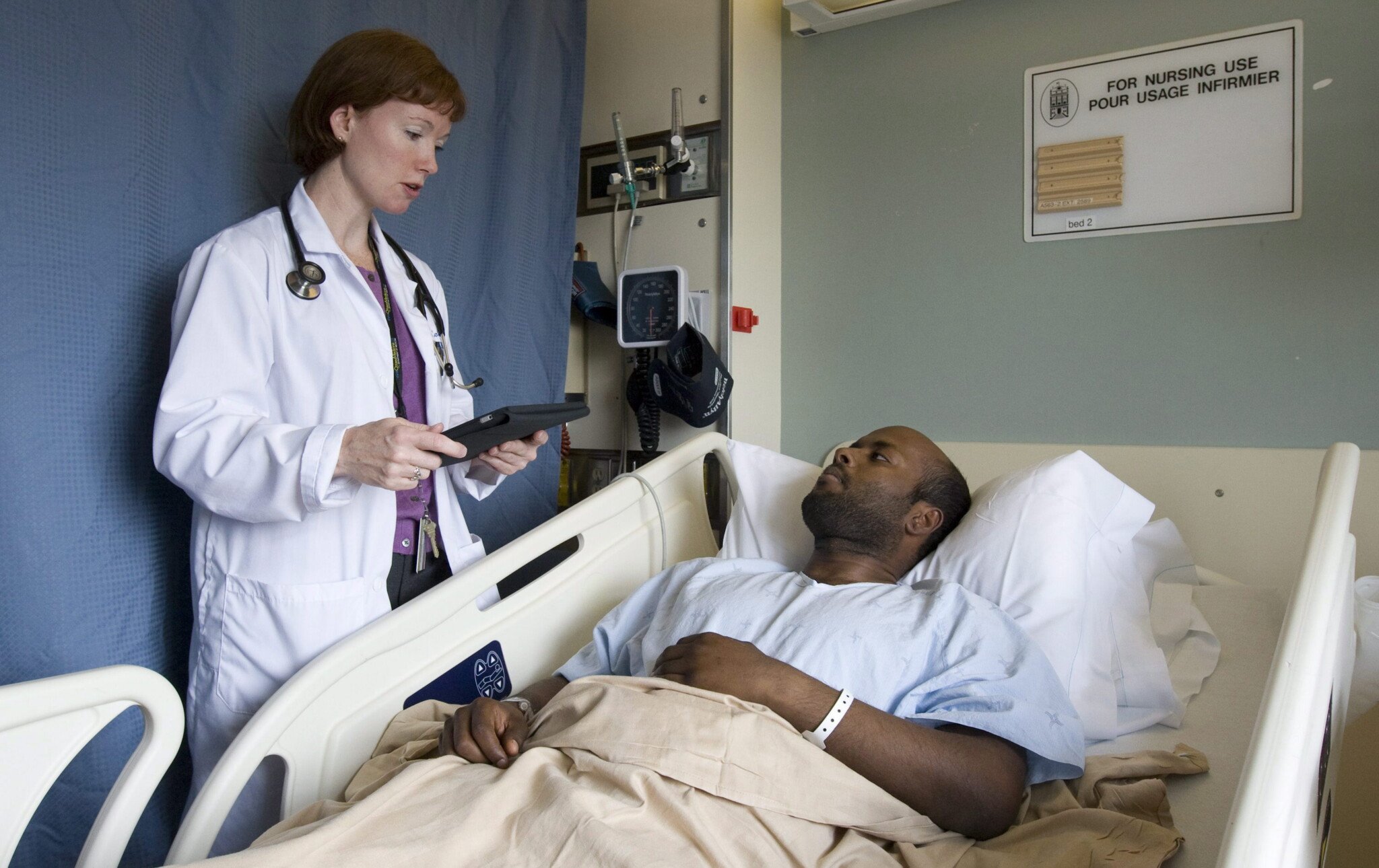 Patient talking with doctor AI Ottawa Hospital