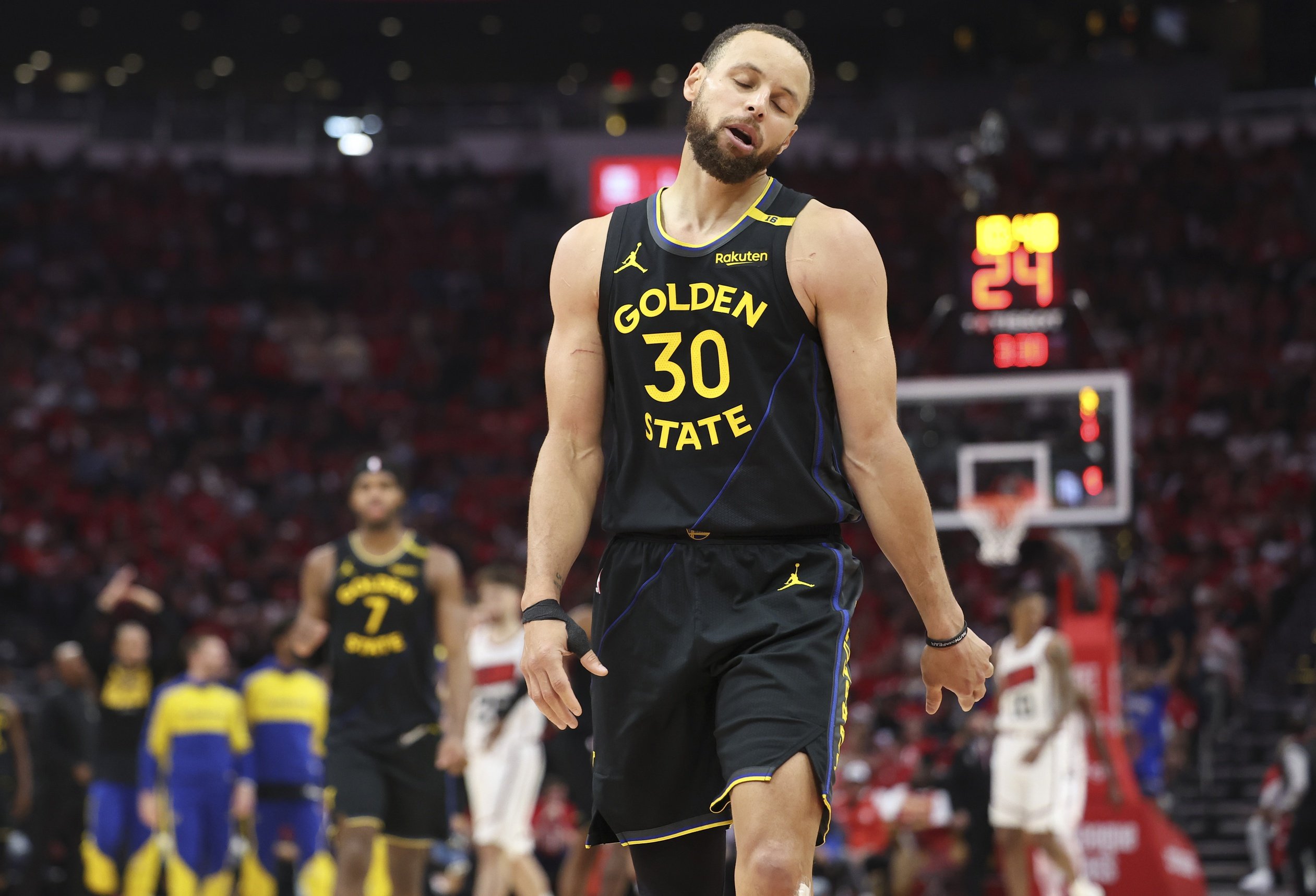 Stephen Curry – Golden State Warriors Playoffs 2025